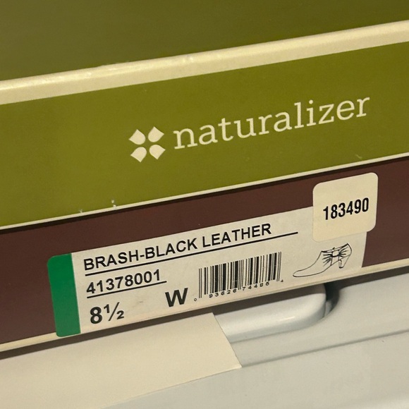 Brash Black Heels - Picture 6 of 6